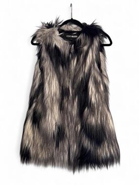 Steve Madden Black & Gray Faux Fur Open Vest